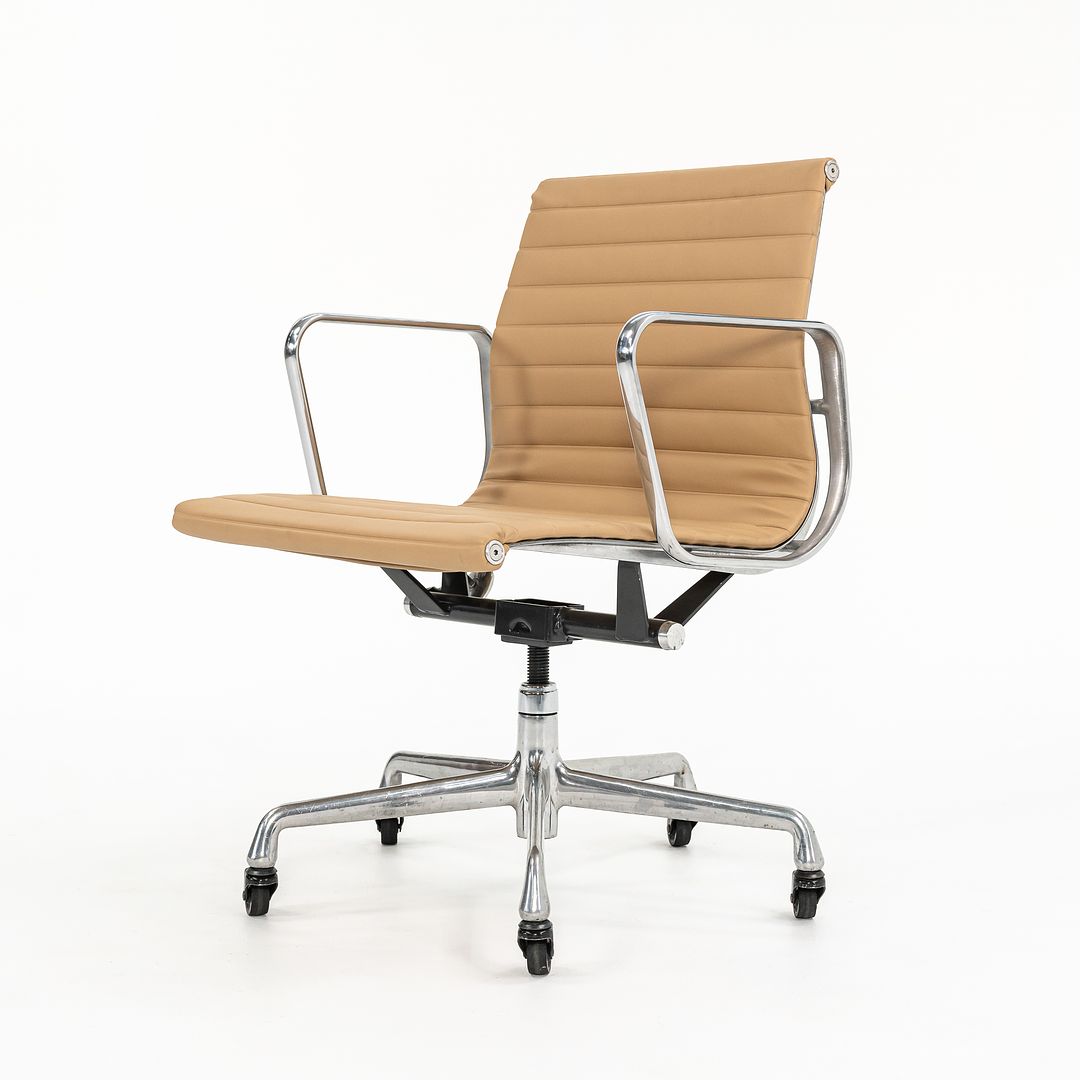 Eames Aluminum Group Management Desk Chair by Ray and Charles