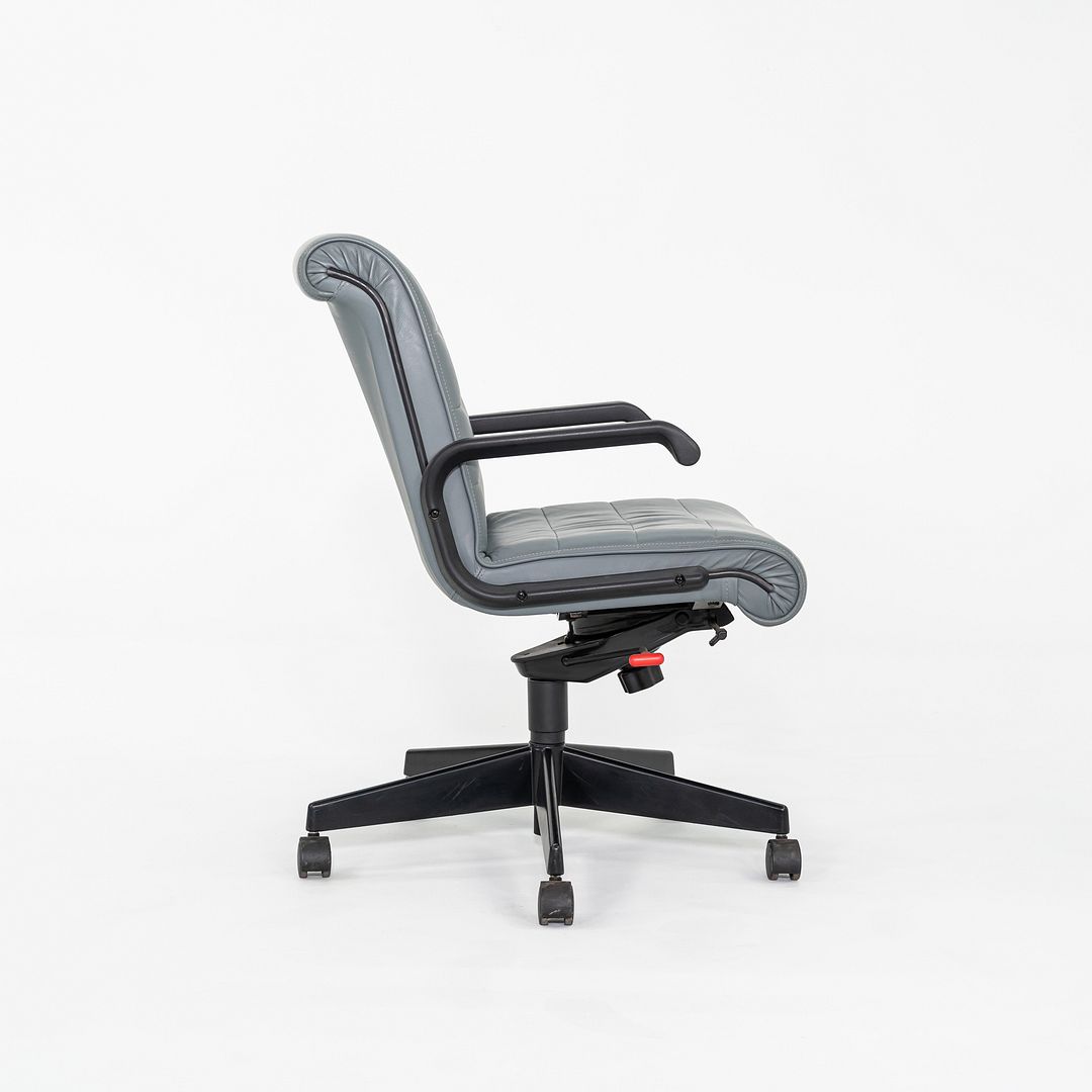 Sapper Management Chair