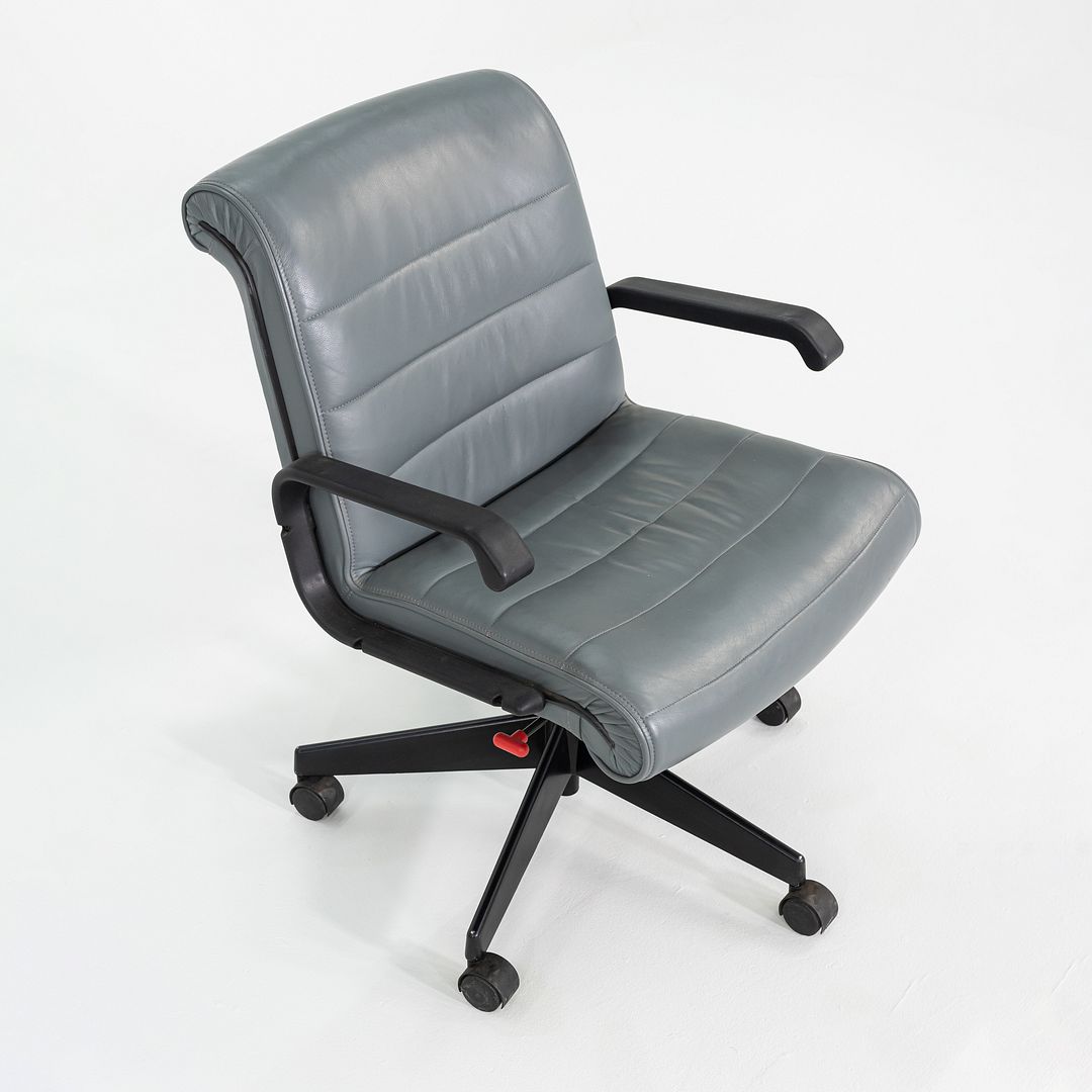 Sapper Management Chair