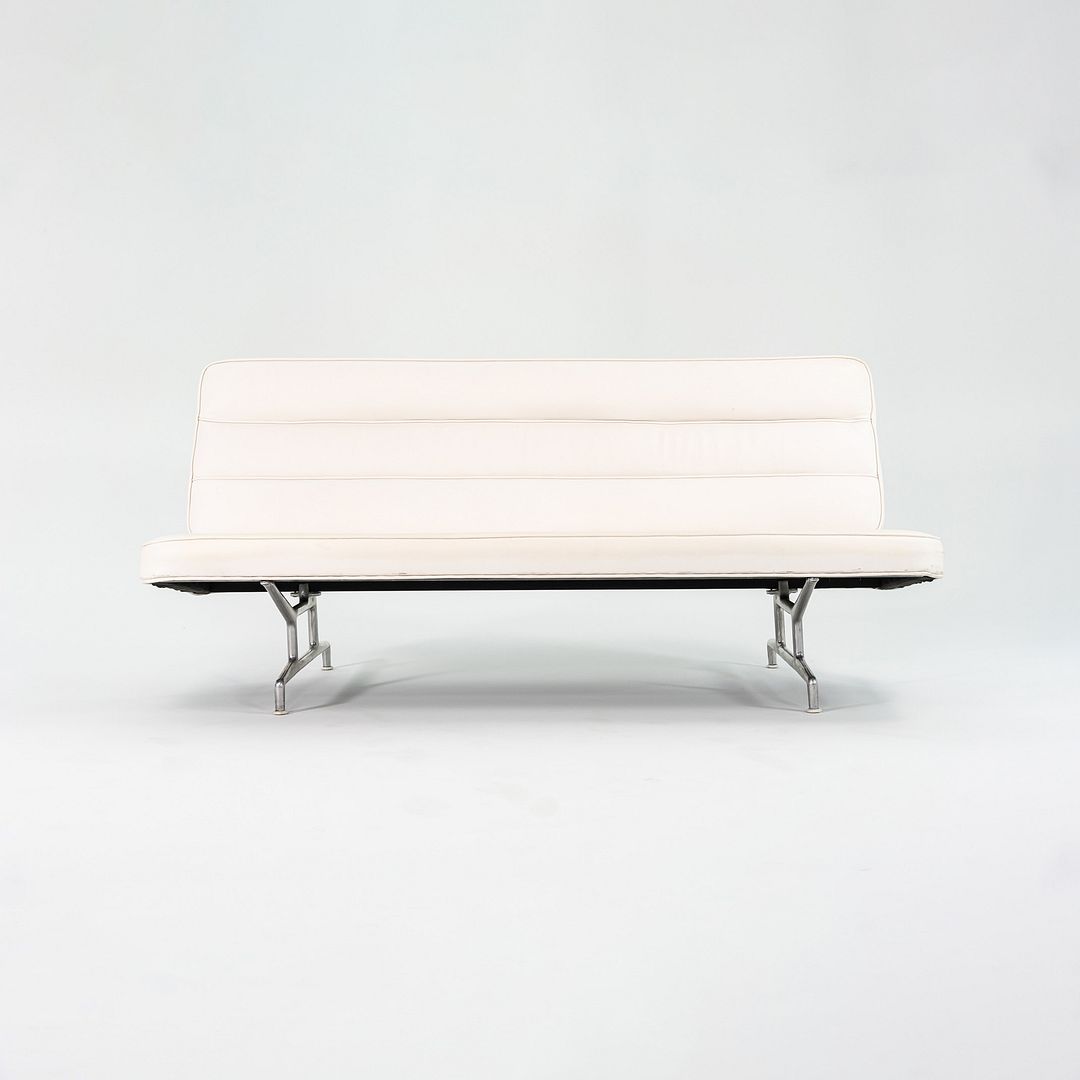 Eames 3473 Sofa