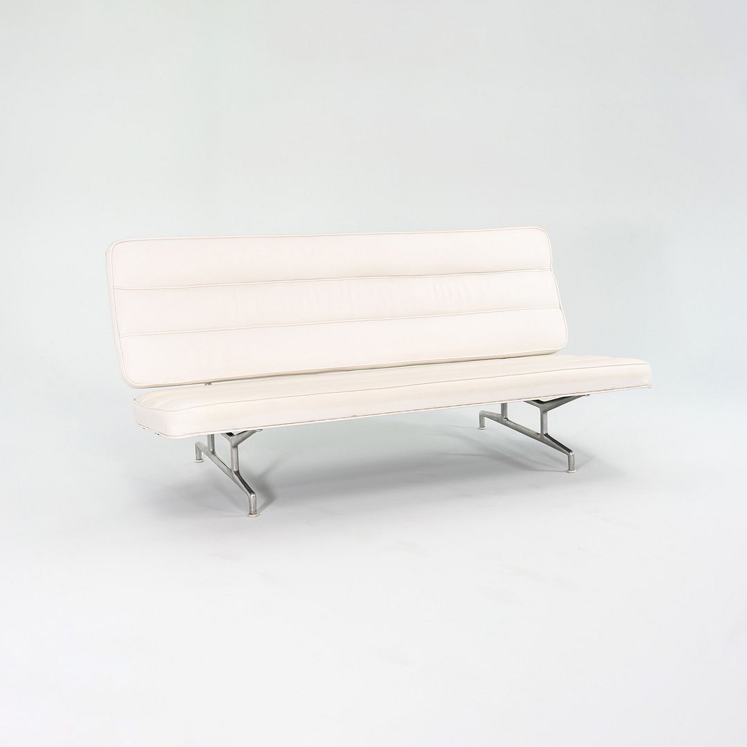 Eames 3473 Sofa