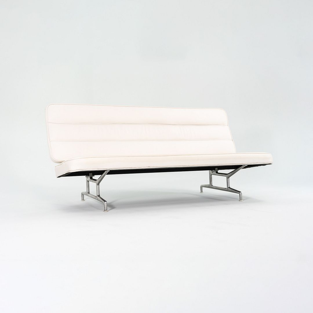 Eames 3473 Sofa