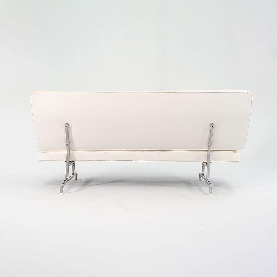 Eames 3473 Sofa