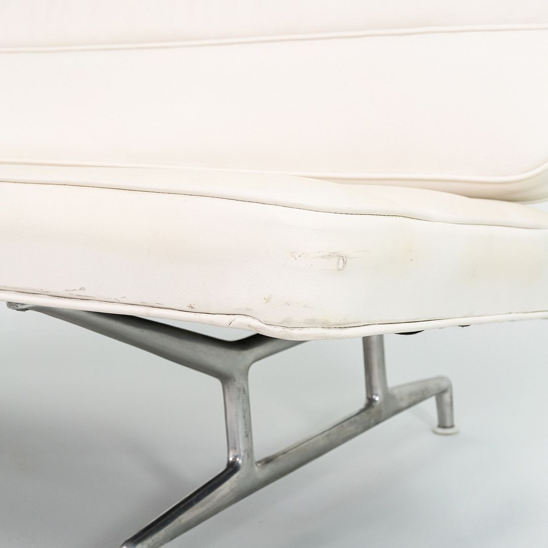 Eames 3473 Sofa