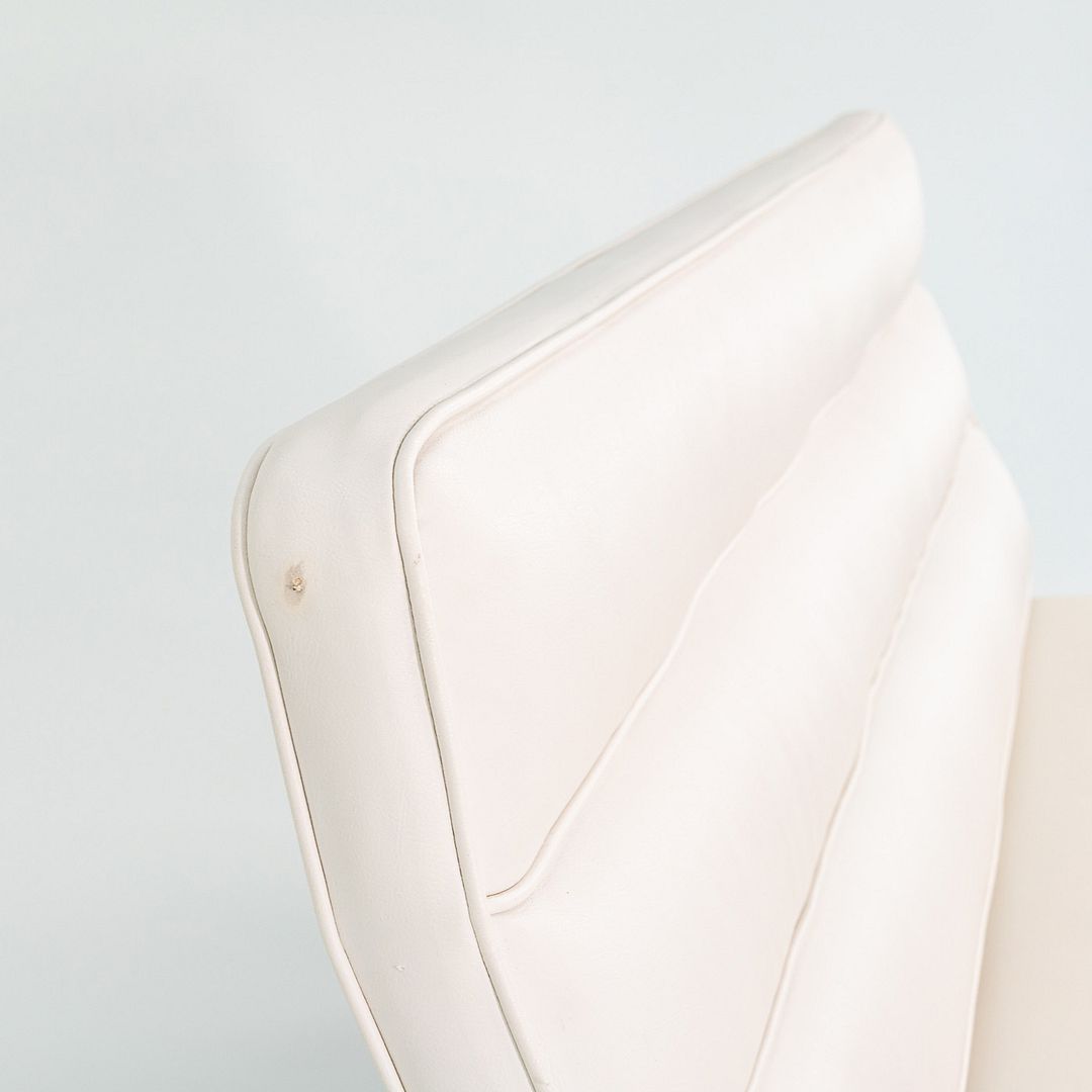 Eames 3473 Sofa