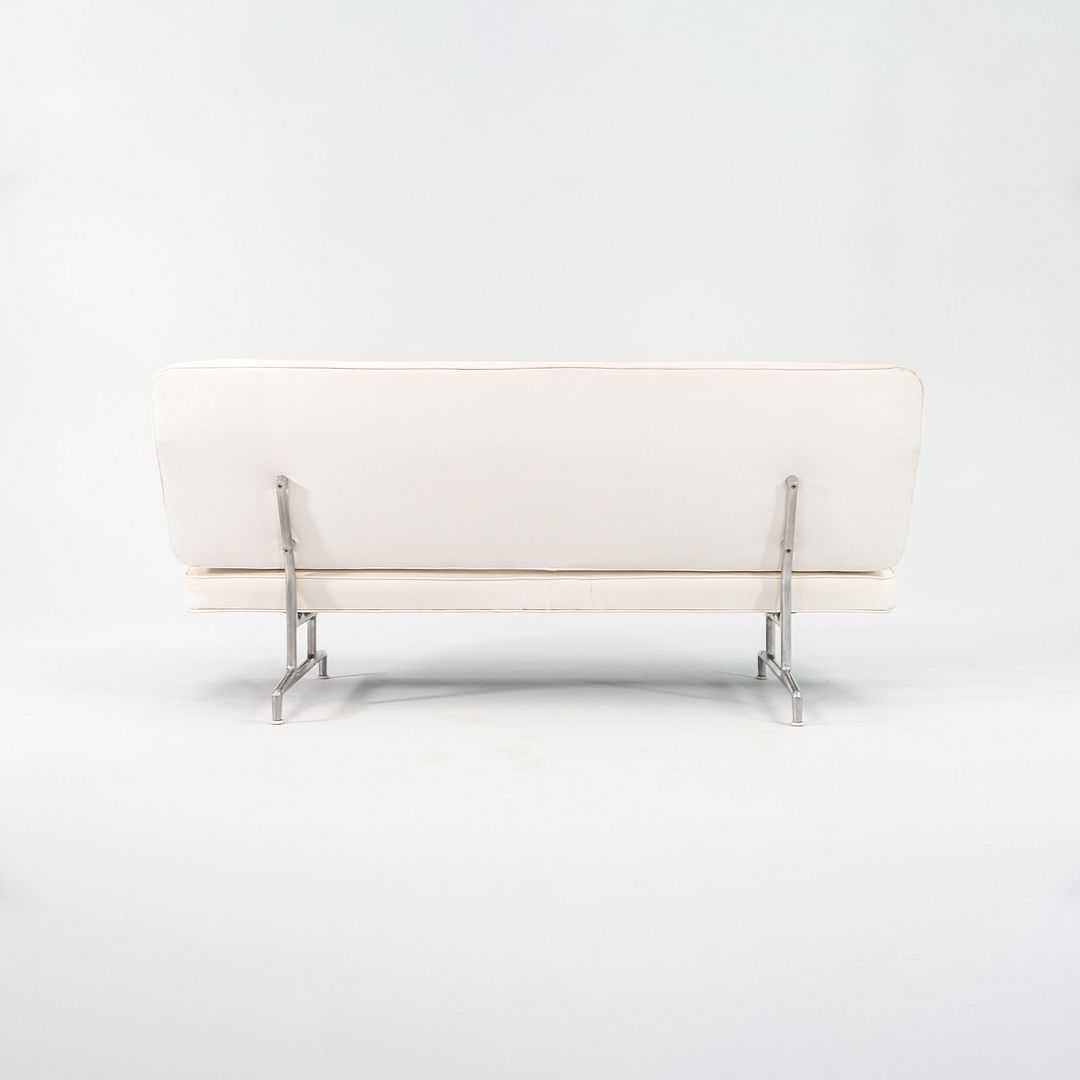 Eames 3473 Sofa