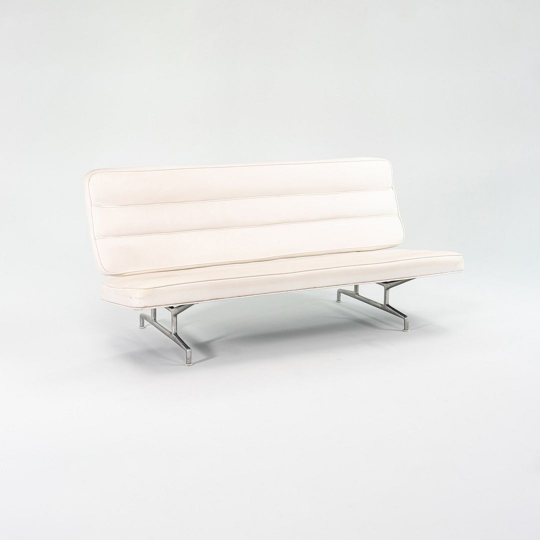 Eames 3473 Sofa