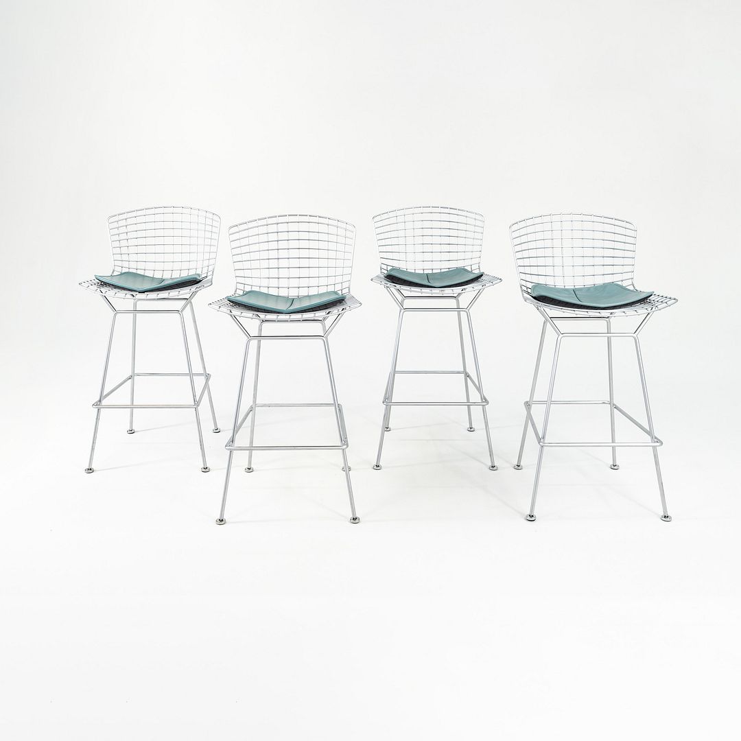 Bertoia Bar Stool, Model 428C