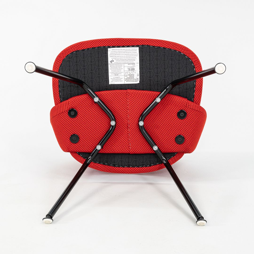 Knoll Saarinen Executive Armless Side Chair, Model 72C