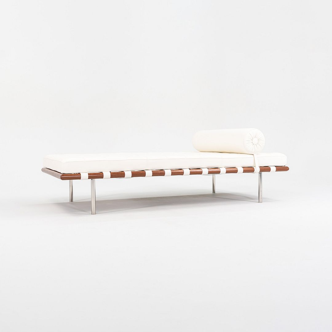 Barcelona Couch, Model 258L