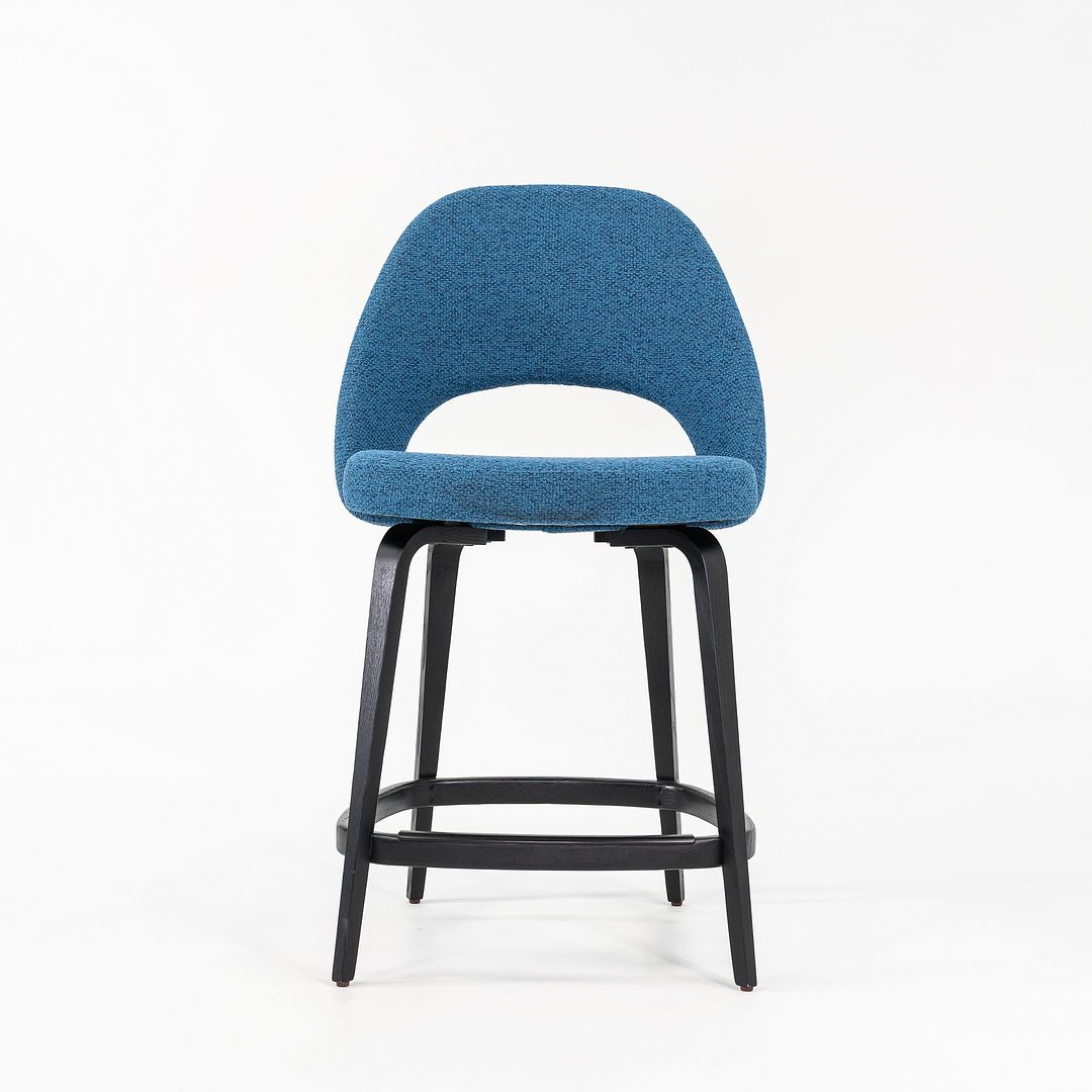 Saarinen Executive Counter Stool, Model 72CM-W
