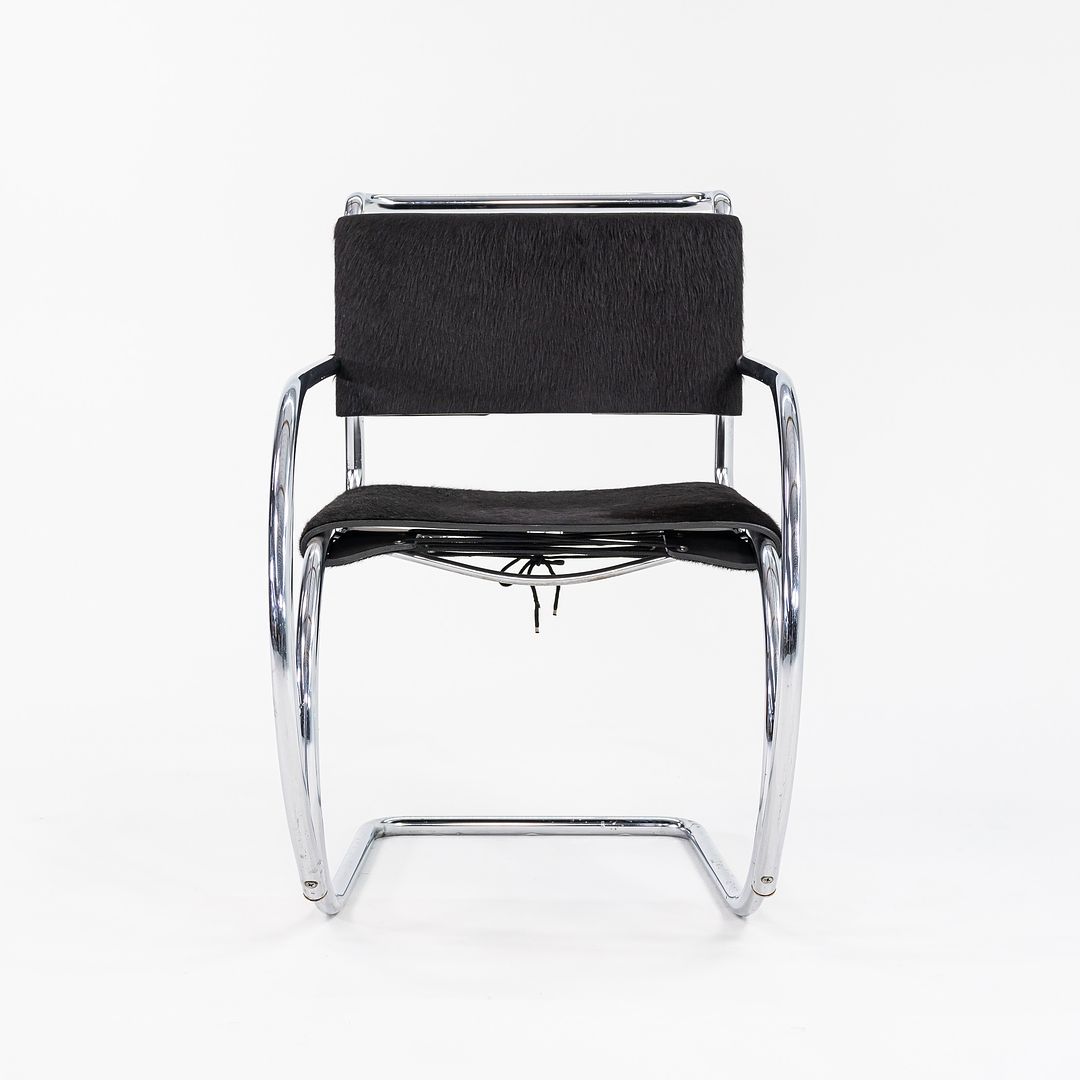 MR20 Chair