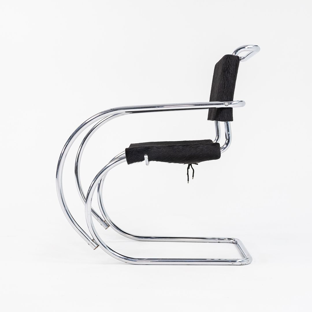 MR20 Chair