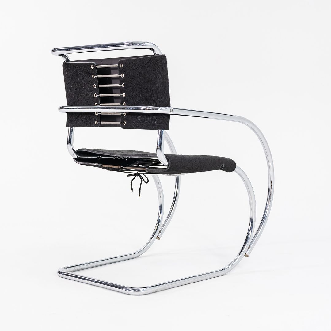 MR20 Chair