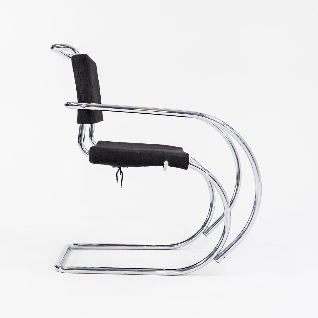 MR20 Chair