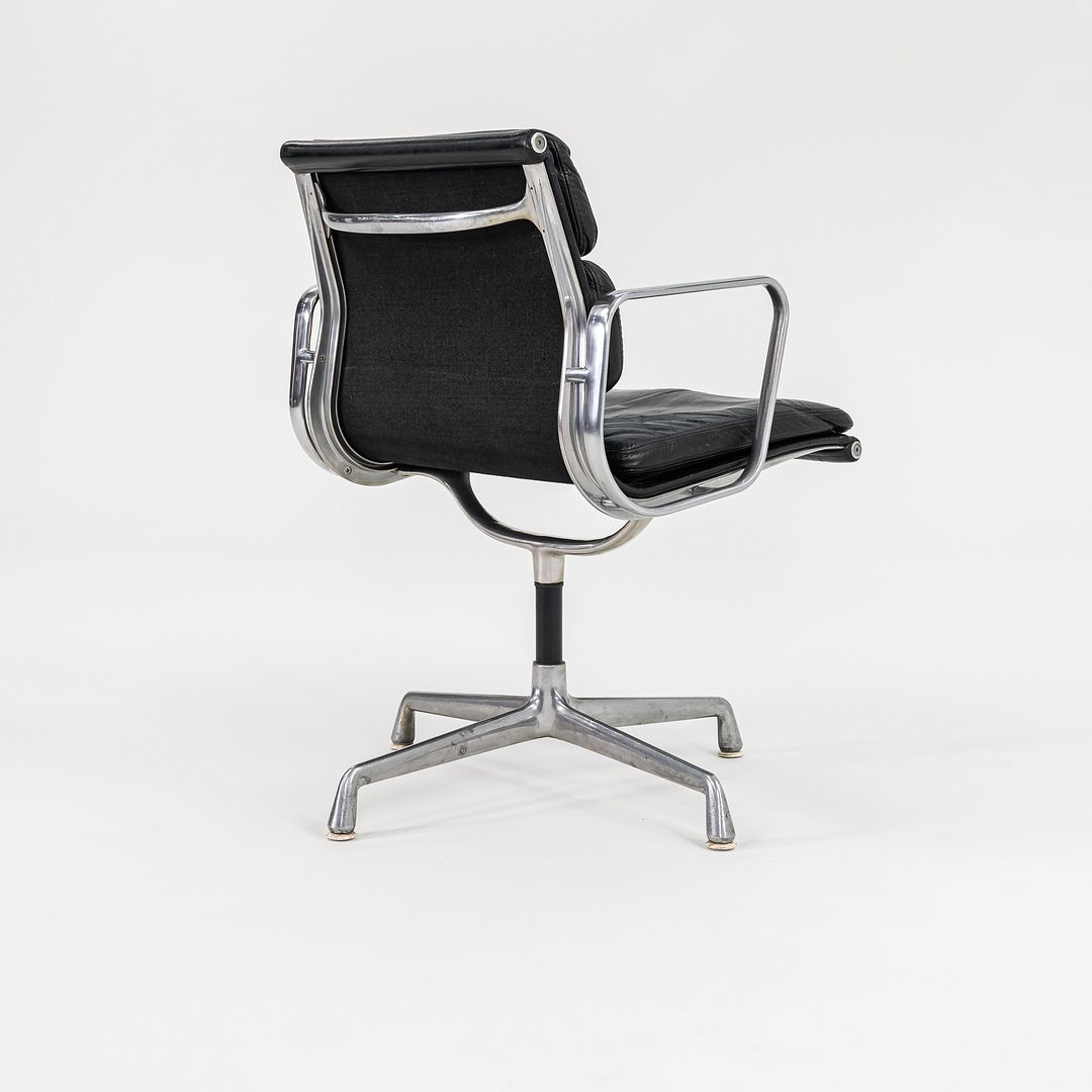 Aluminum Group Soft Pad Chair, Model EA 208