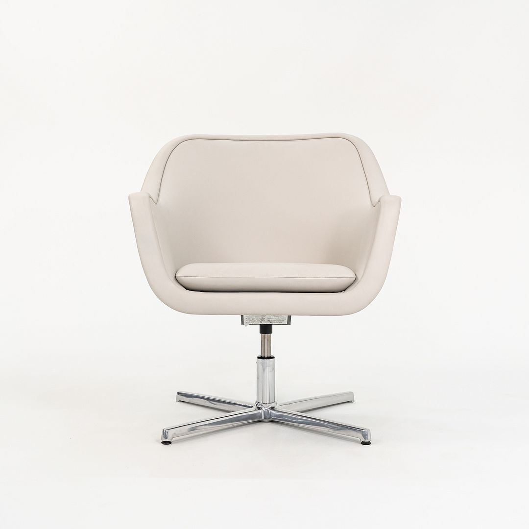 Bumper Lounge Chair with Arms