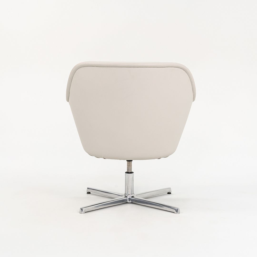 Bumper Lounge Chair with Arms