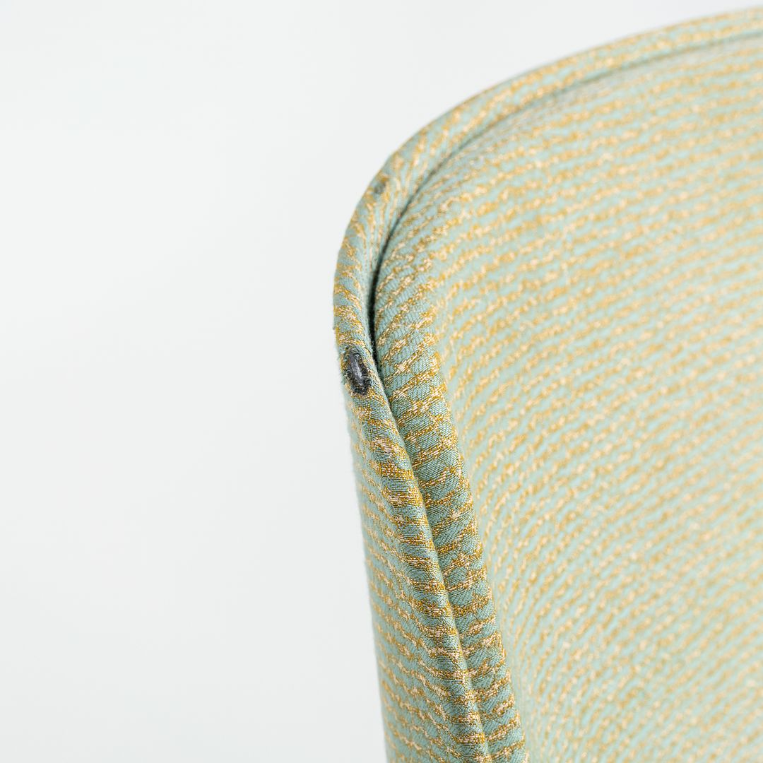Vika Lounge Chair
