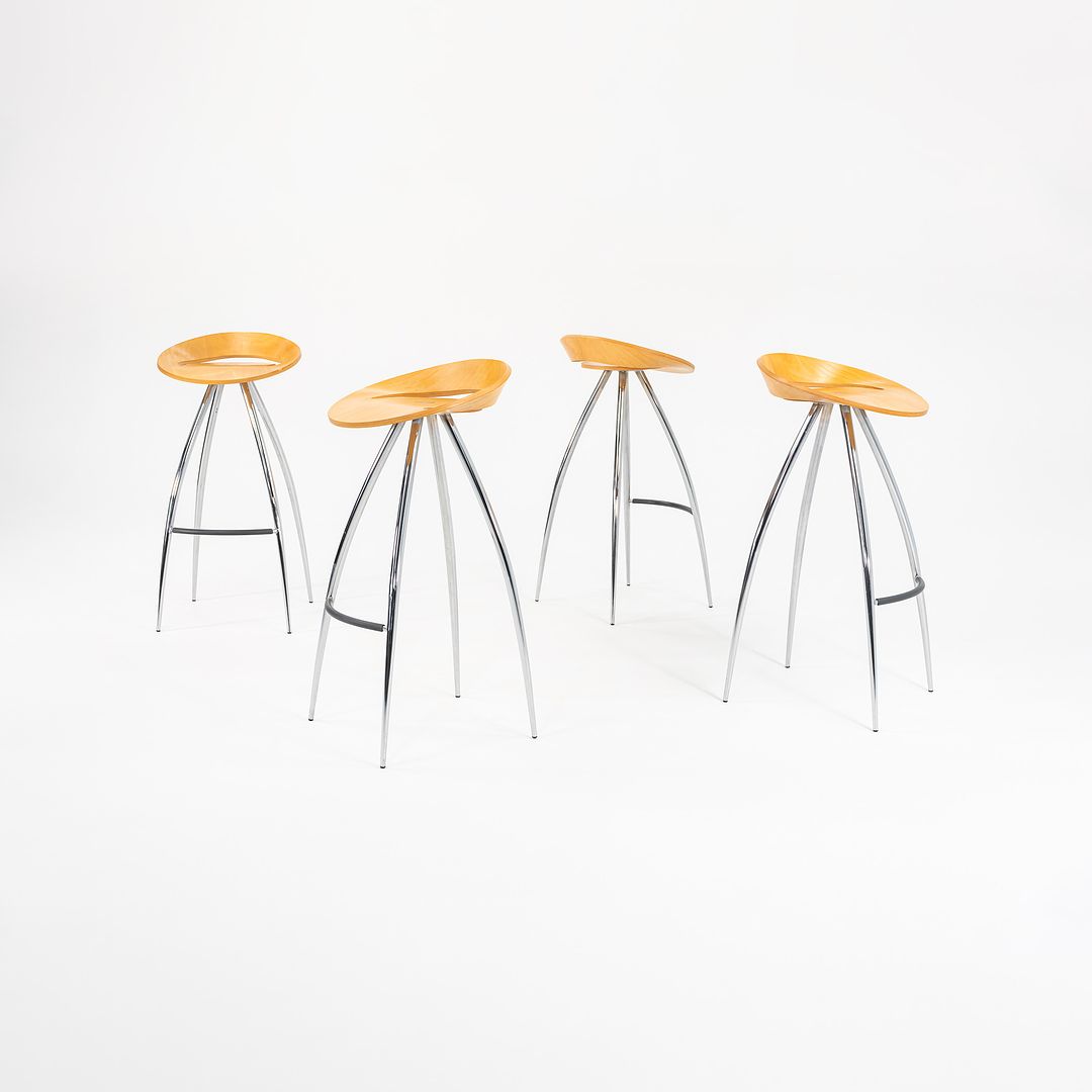 Lyra Bar Stool