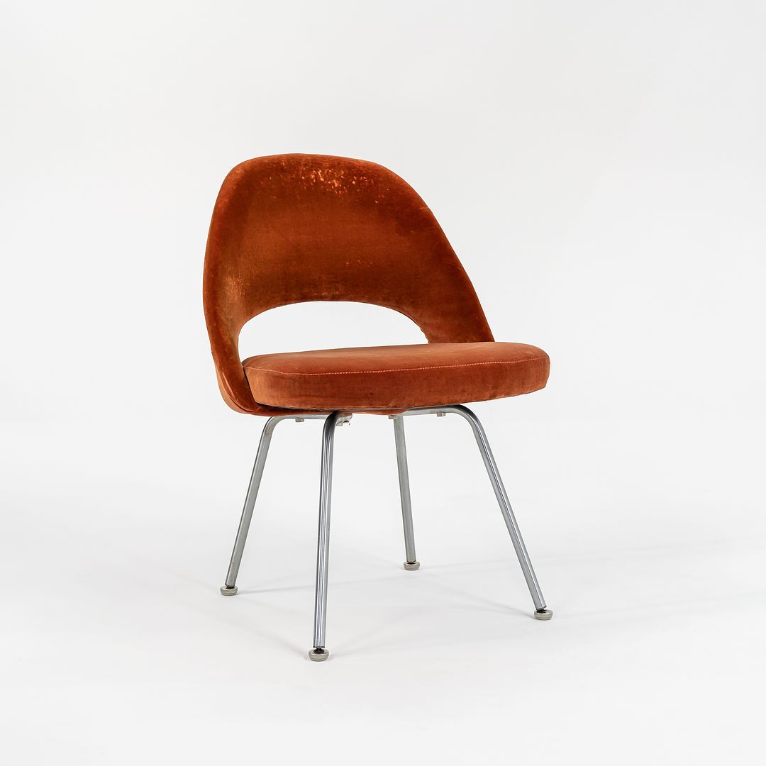 Saarinen Executive Side Chair, 72C