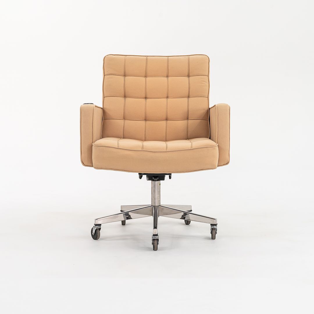 Cafiero Desk Chair with Tablet, Model 187