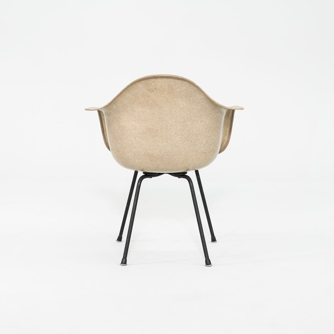 DAX Chair