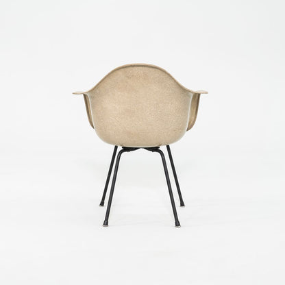 DAX Chair