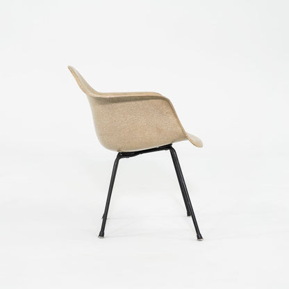 DAX Chair