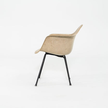 DAX Chair