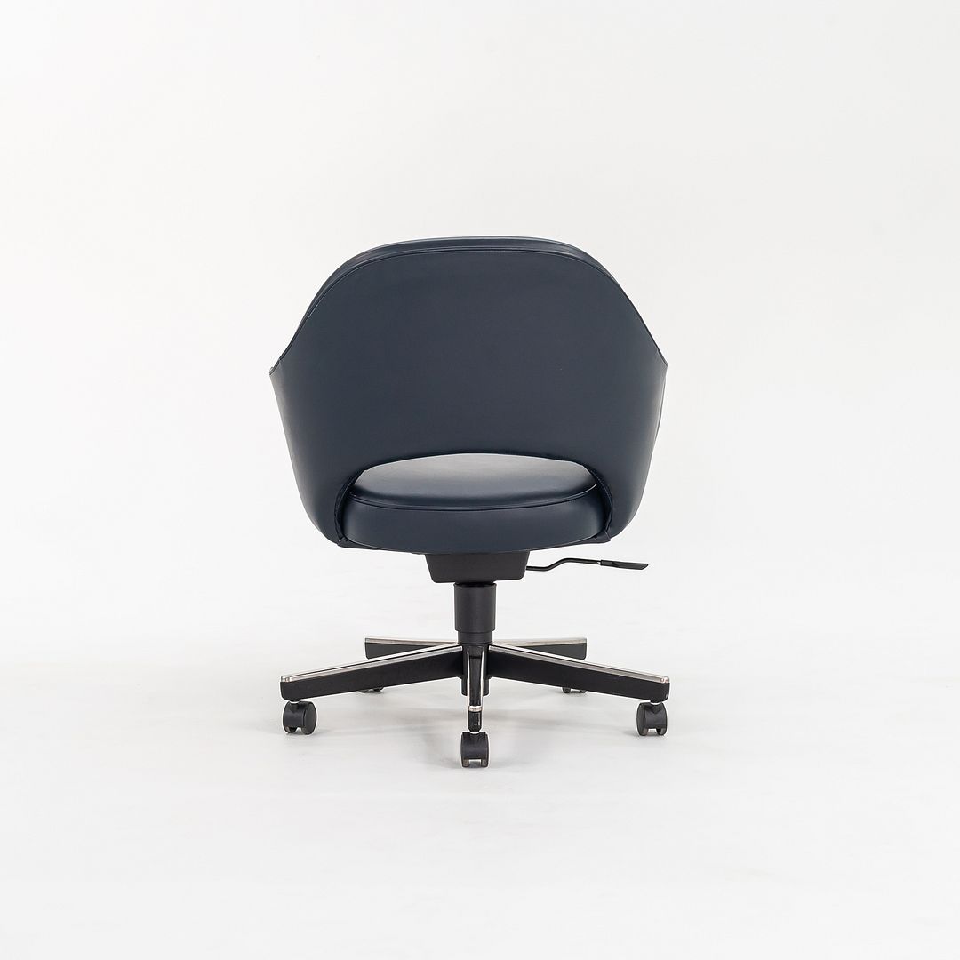 Saarinen Executive Arm Chair with Swivel Base