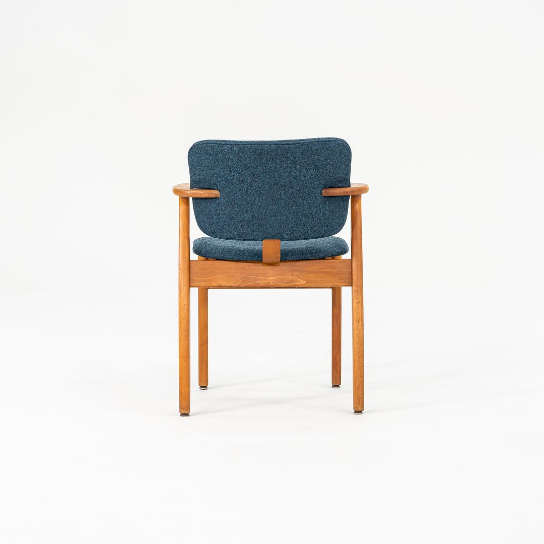 Domus Chair