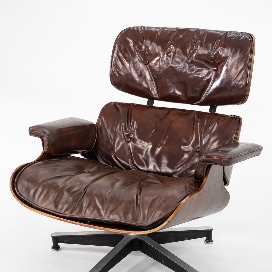 670 and 671 Lounge Chair with Ottoman