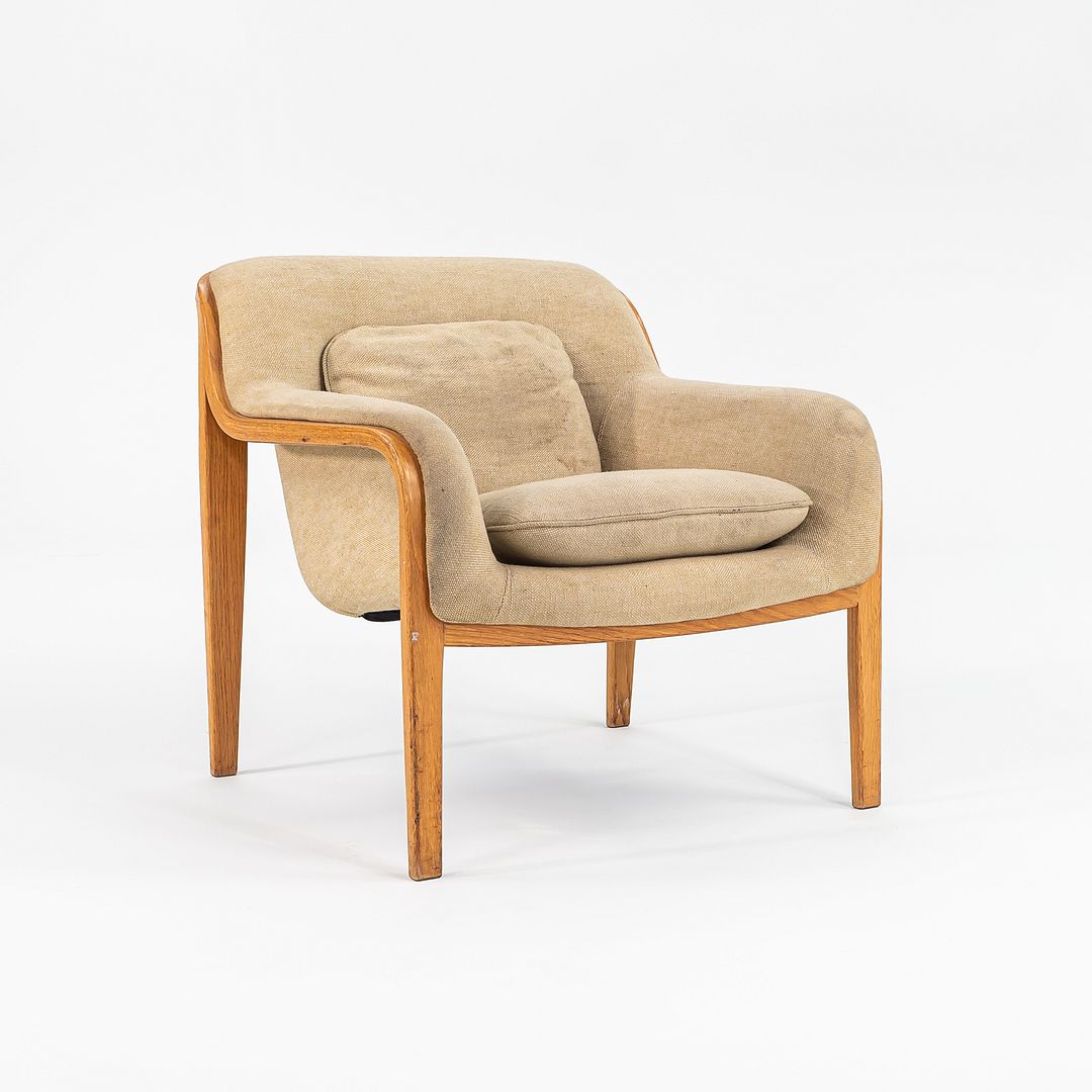 1315 Lounge Chairs