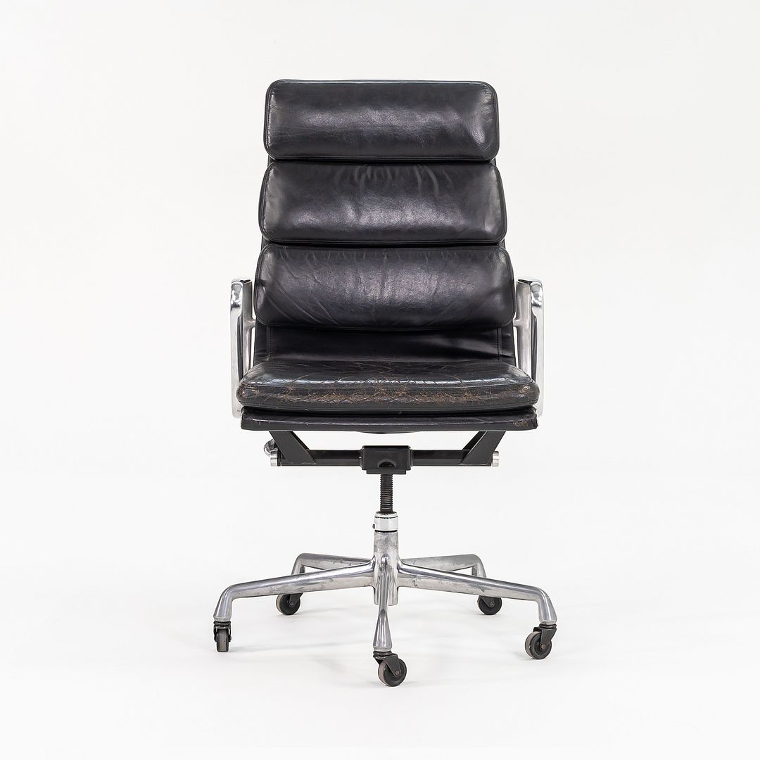 Aluminum Group Soft Pad Executive Chair, Model EA420