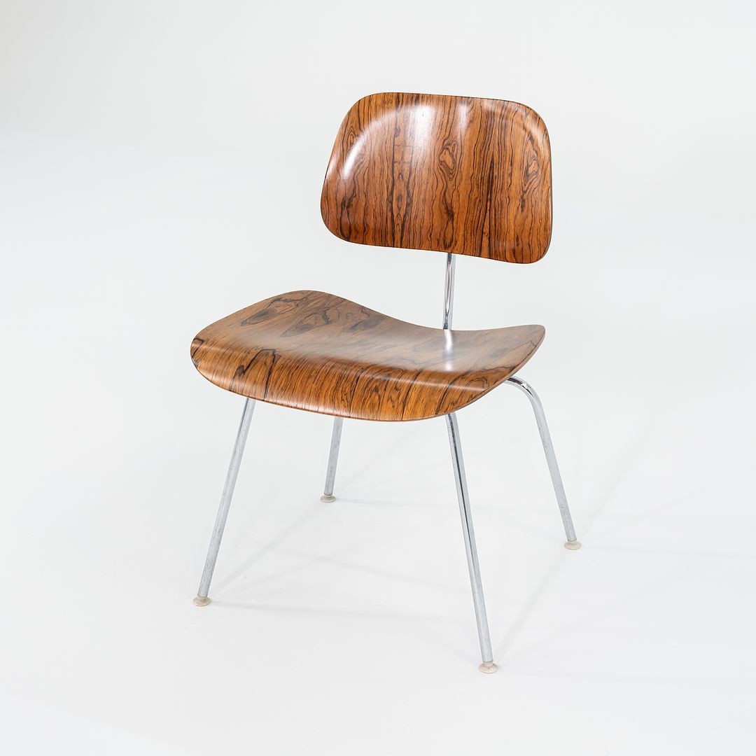 DCM Chair