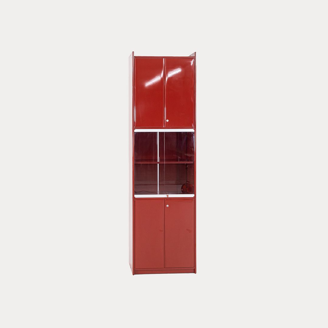 Olinto Lacquered Cabinet with Glass Doors