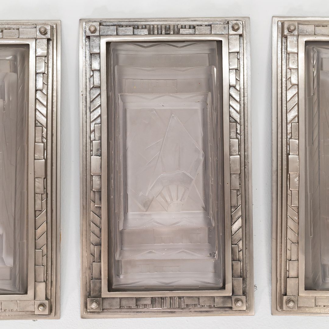 Art Deco Sconce