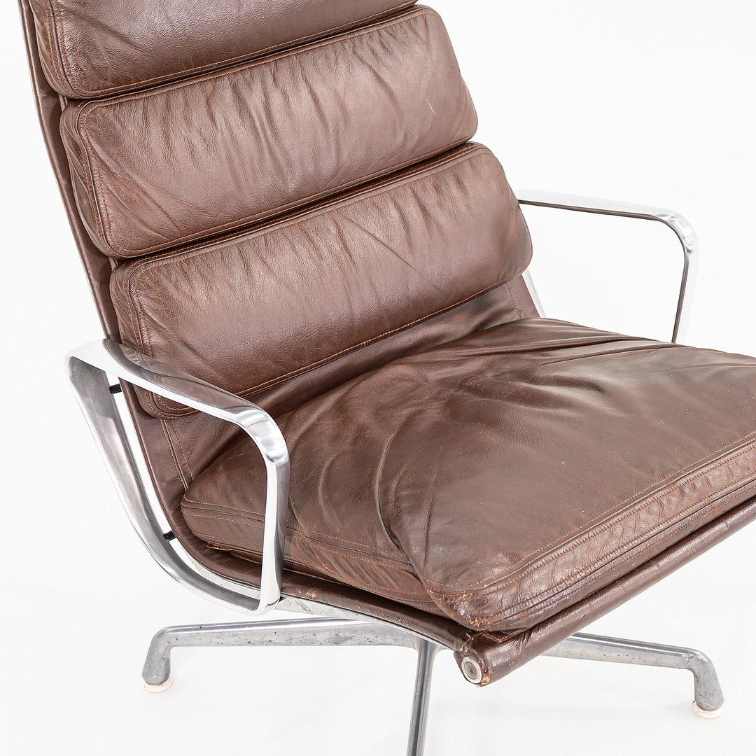 Aluminum Group Soft Pad Lounge Chair and Ottoman, Models EA416 and