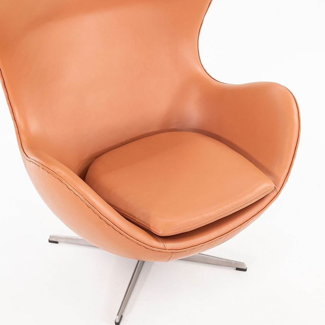 Egg Lounge Chair and Ottoman