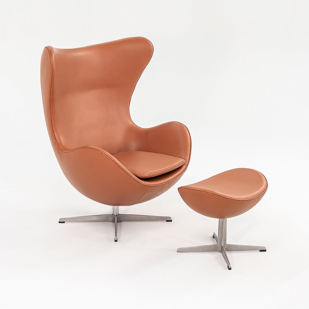 Egg Lounge Chair and Ottoman