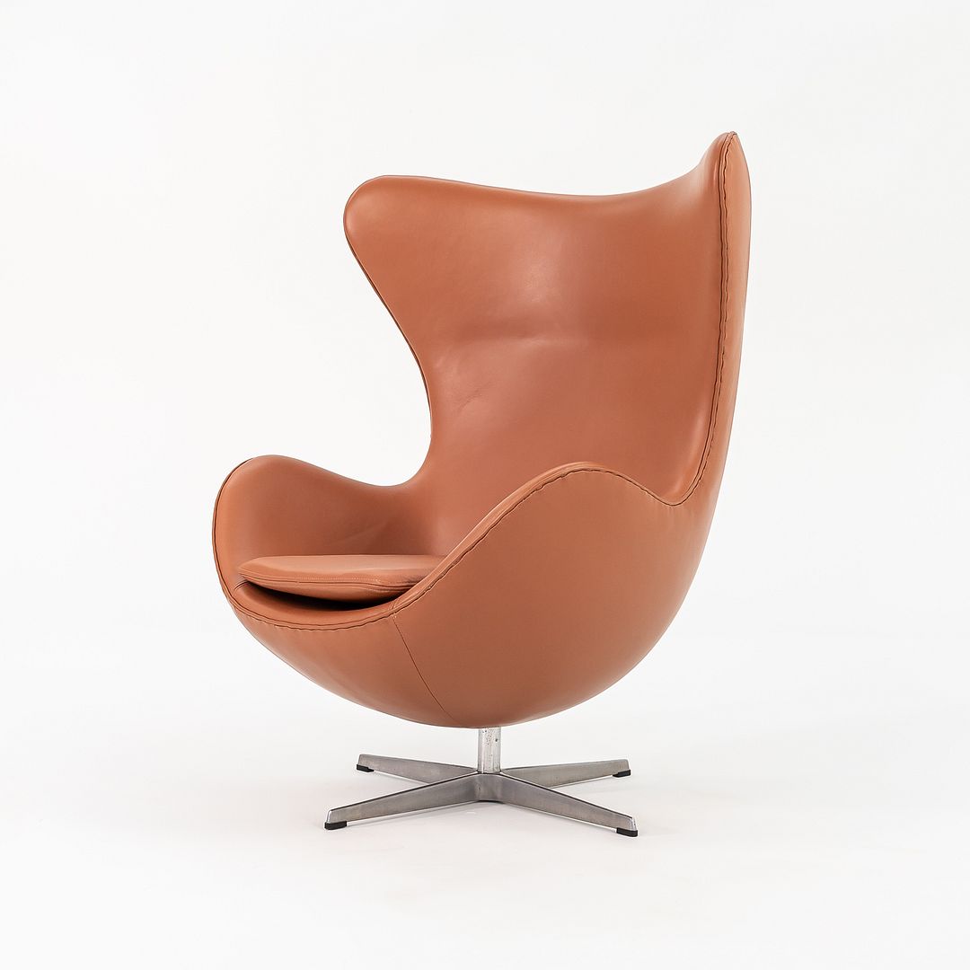 Egg Lounge Chair and Ottoman
