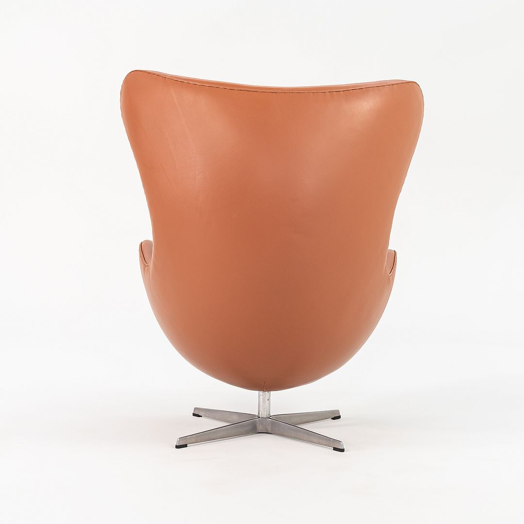 Egg Lounge Chair and Ottoman