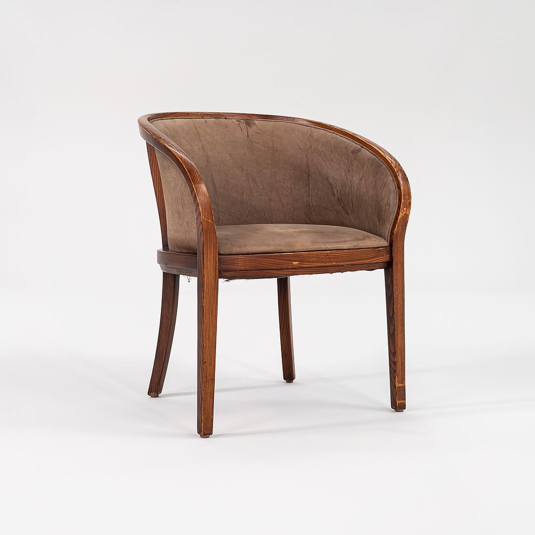 Yoke Chair