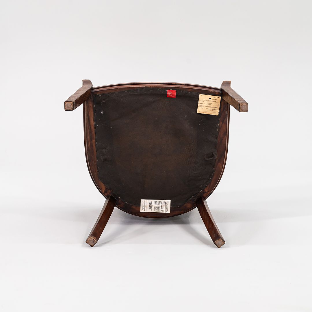 Yoke Chair