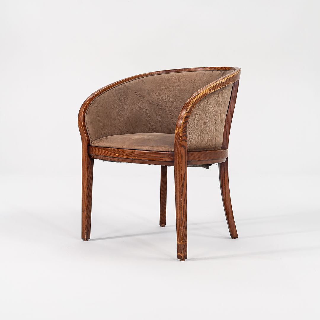 Yoke Chair