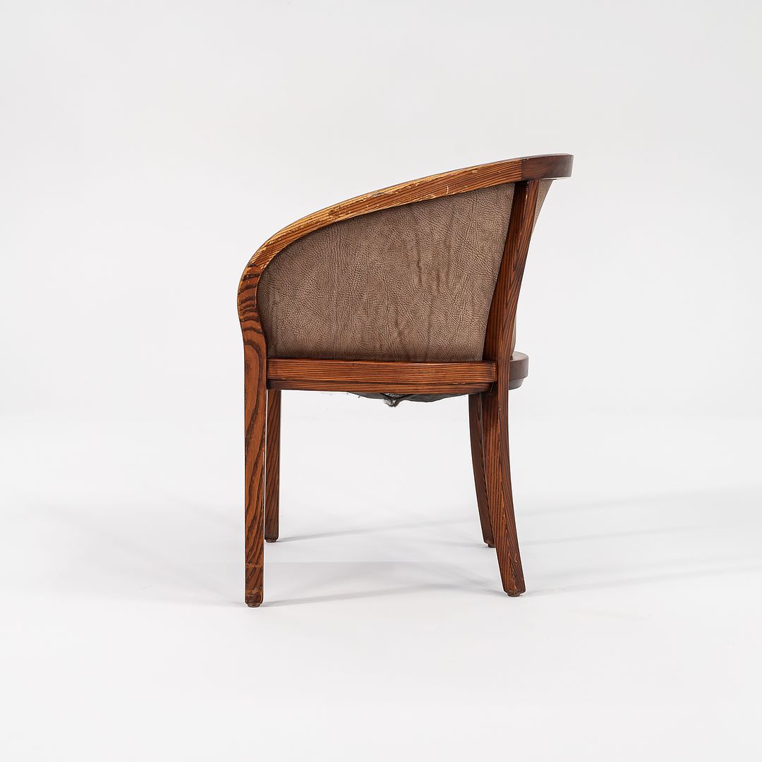 Yoke Chair
