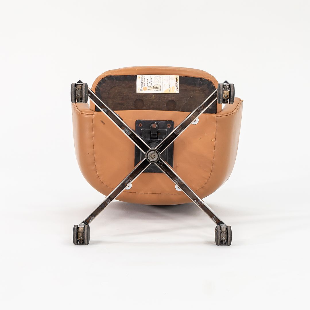Saarinen Executive Chair, Model 68S