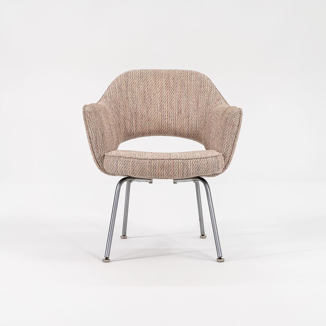 Saarinen Executive Desk Chair, Model 71 USB