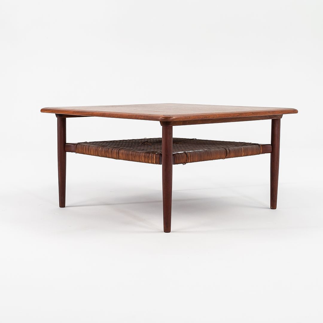 Table Model 214